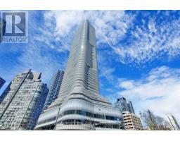 709 - 11 WELLESLEY STREET W, Toronto, Ontario