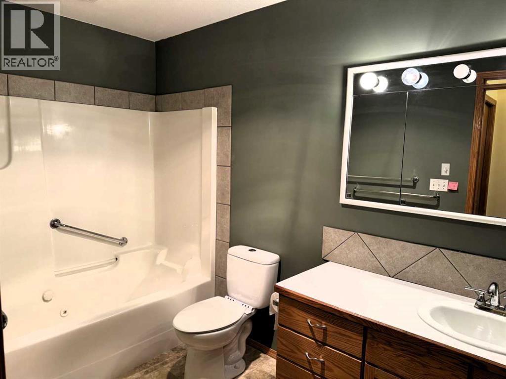 44 Dale Close, Red Deer, Alberta  T4R 2L5 - Photo 12 - A2276194