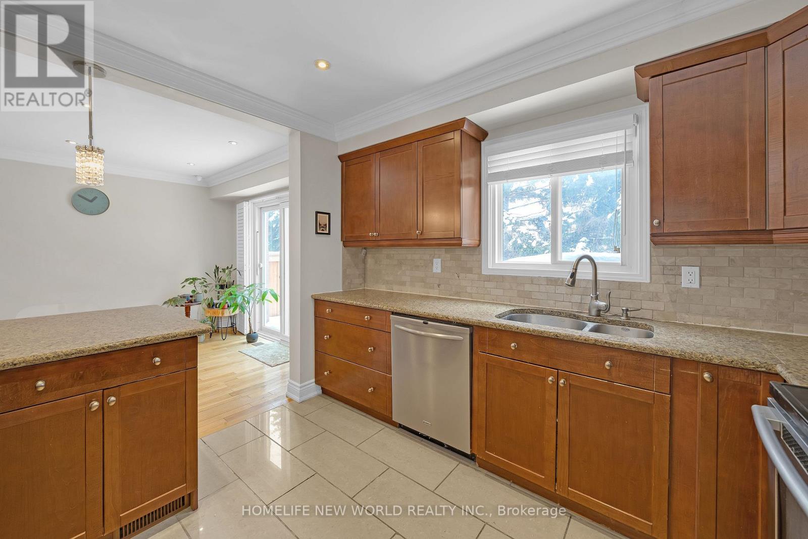 88 Judith Avenue, Vaughan, Ontario  L4J 7J2 - Photo 10 - N12711982