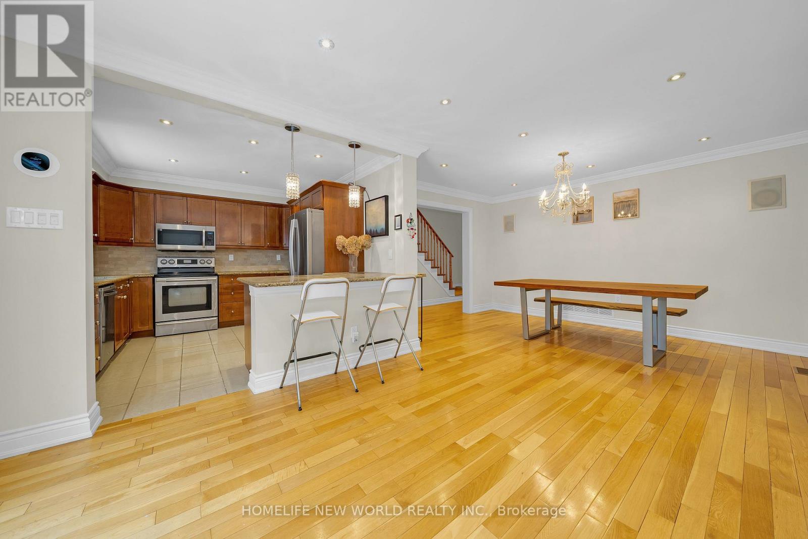 88 Judith Avenue, Vaughan, Ontario  L4J 7J2 - Photo 7 - N12711982