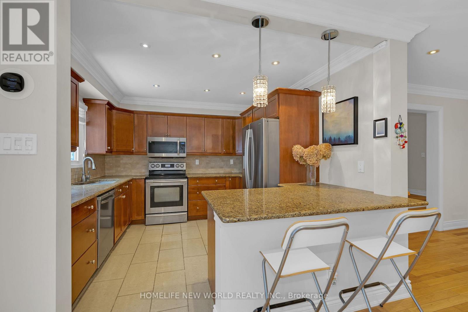 88 Judith Avenue, Vaughan, Ontario  L4J 7J2 - Photo 8 - N12711982