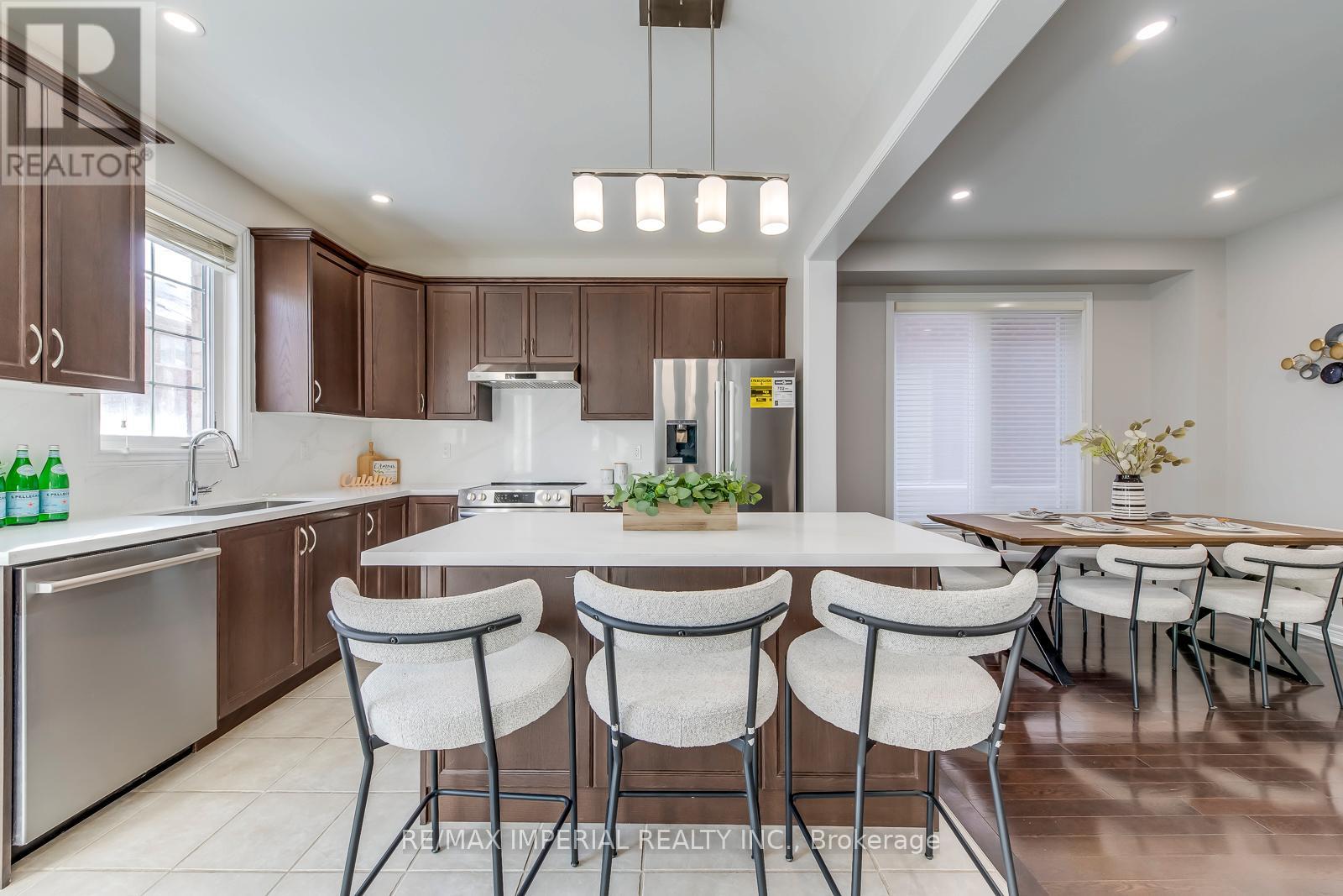 43 Sibella Way, Vaughan, Ontario  L4H 3B7 - Photo 20 - N12712016