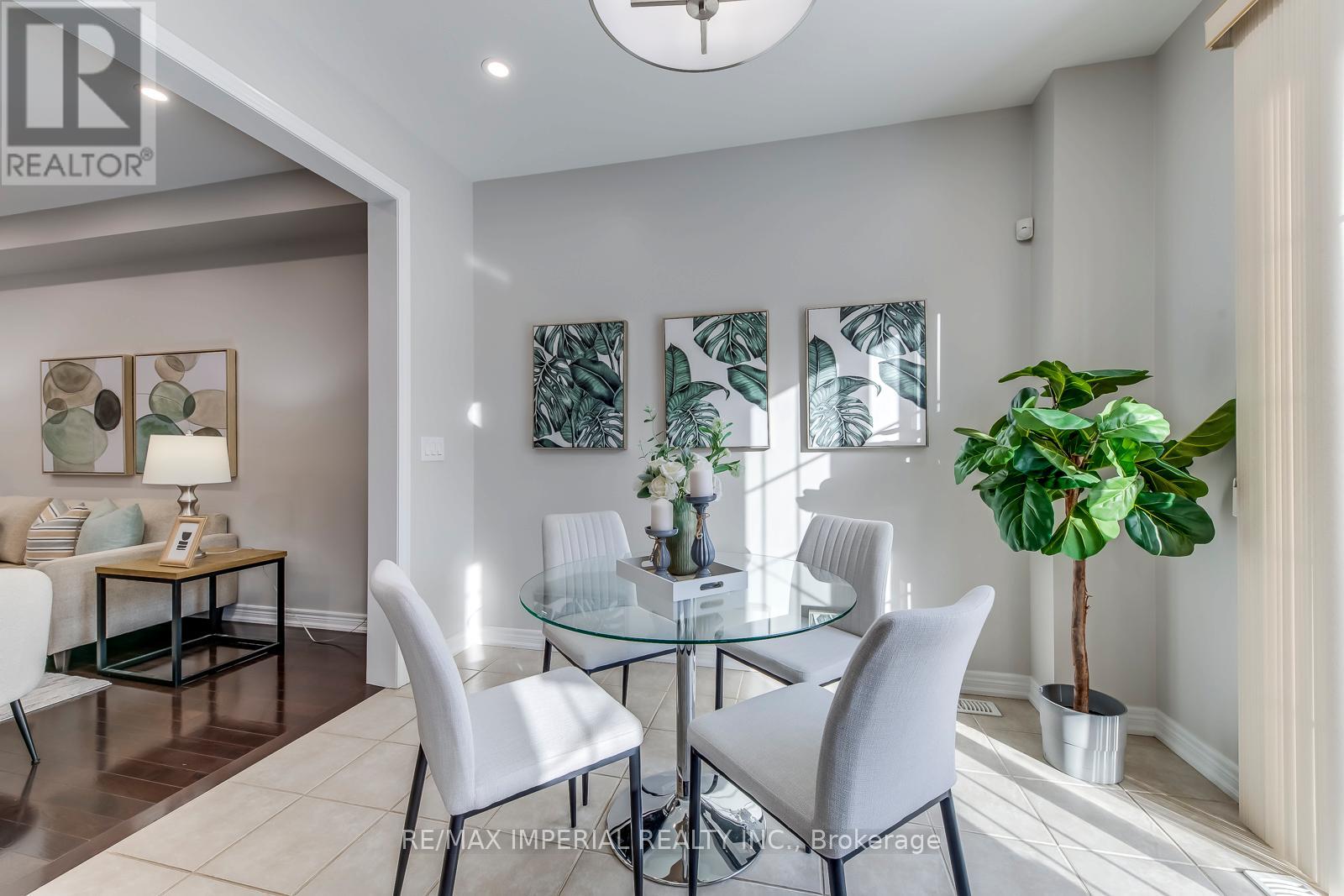 43 Sibella Way, Vaughan, Ontario  L4H 3B7 - Photo 27 - N12712016