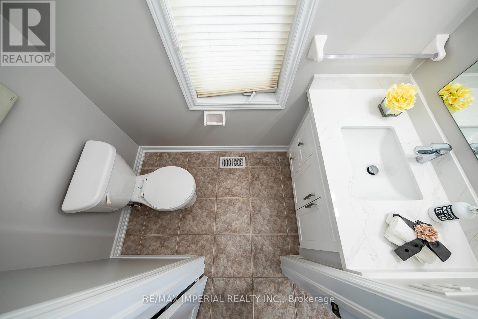 43 Sibella Way, Vaughan, Ontario  L4H 3B7 - Photo 28 - N12712016