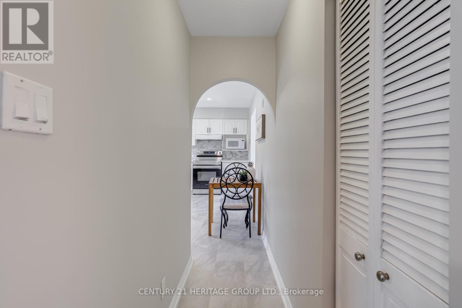 146 Sand Road, East Gwillimbury, Ontario  L9N 1H9 - Photo 11 - N12712034