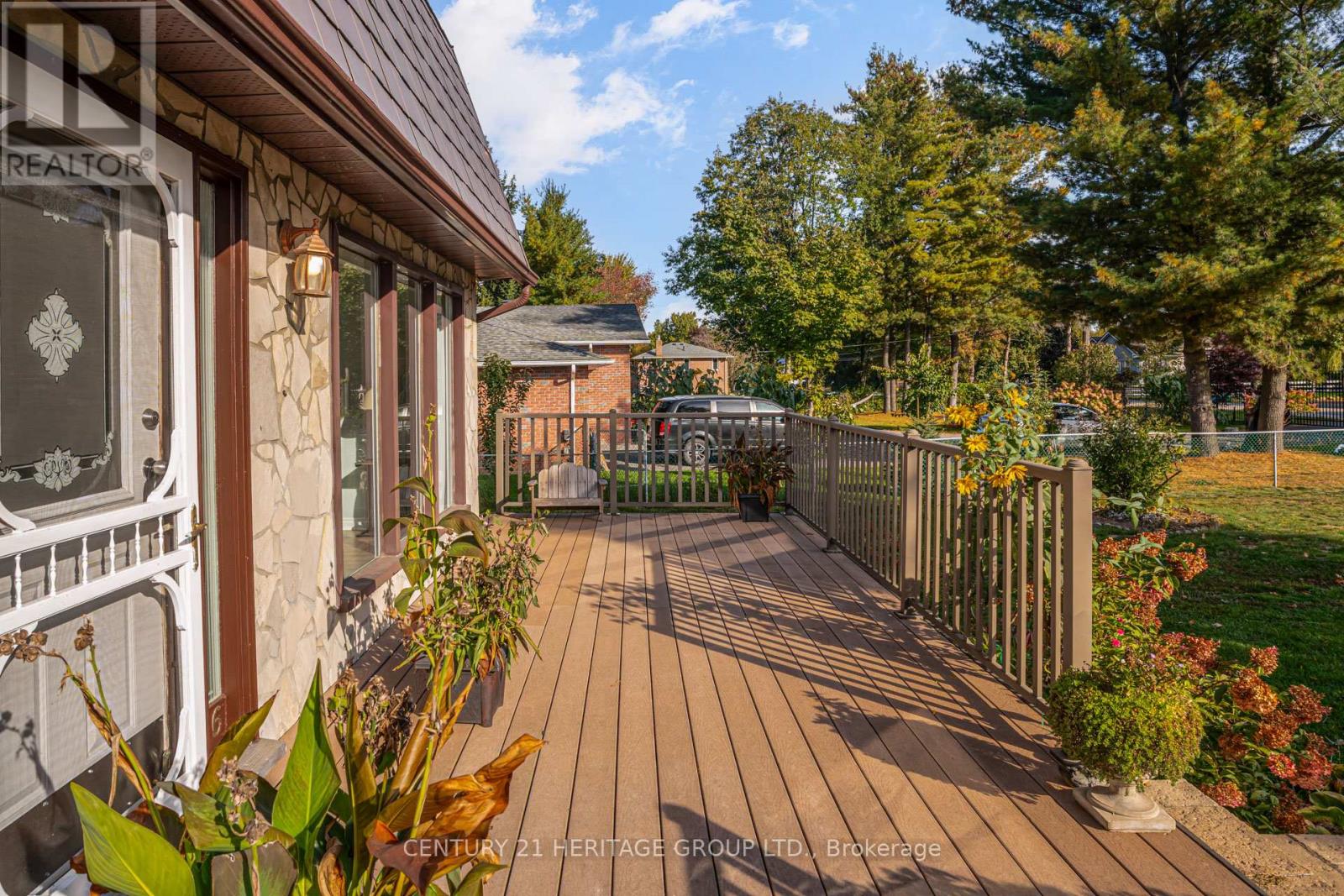 146 Sand Road, East Gwillimbury, Ontario  L9N 1H9 - Photo 3 - N12712034