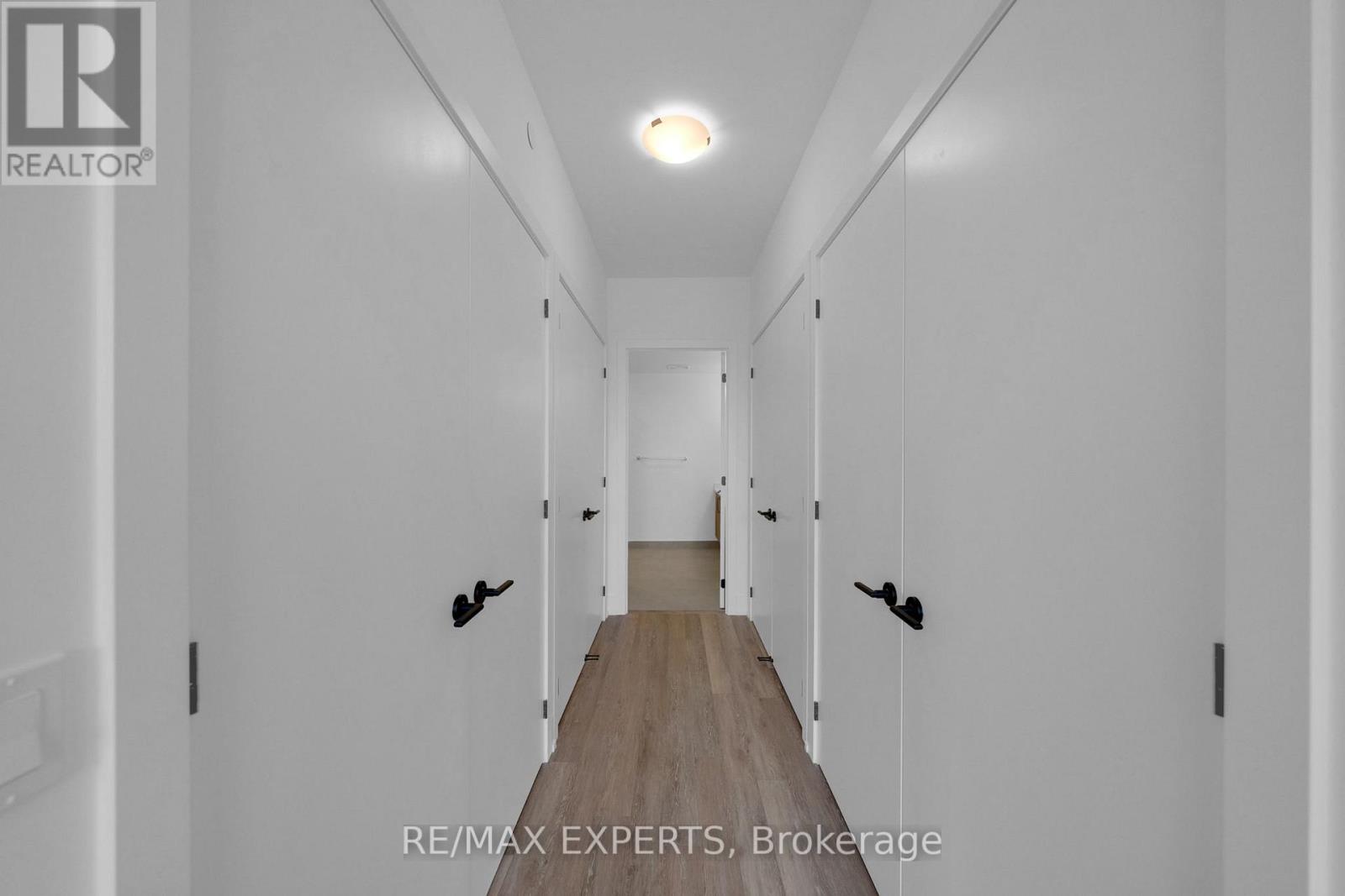 203 - 2075 King Road, King, Ontario  L7B 0R6 - Photo 15 - N12712054