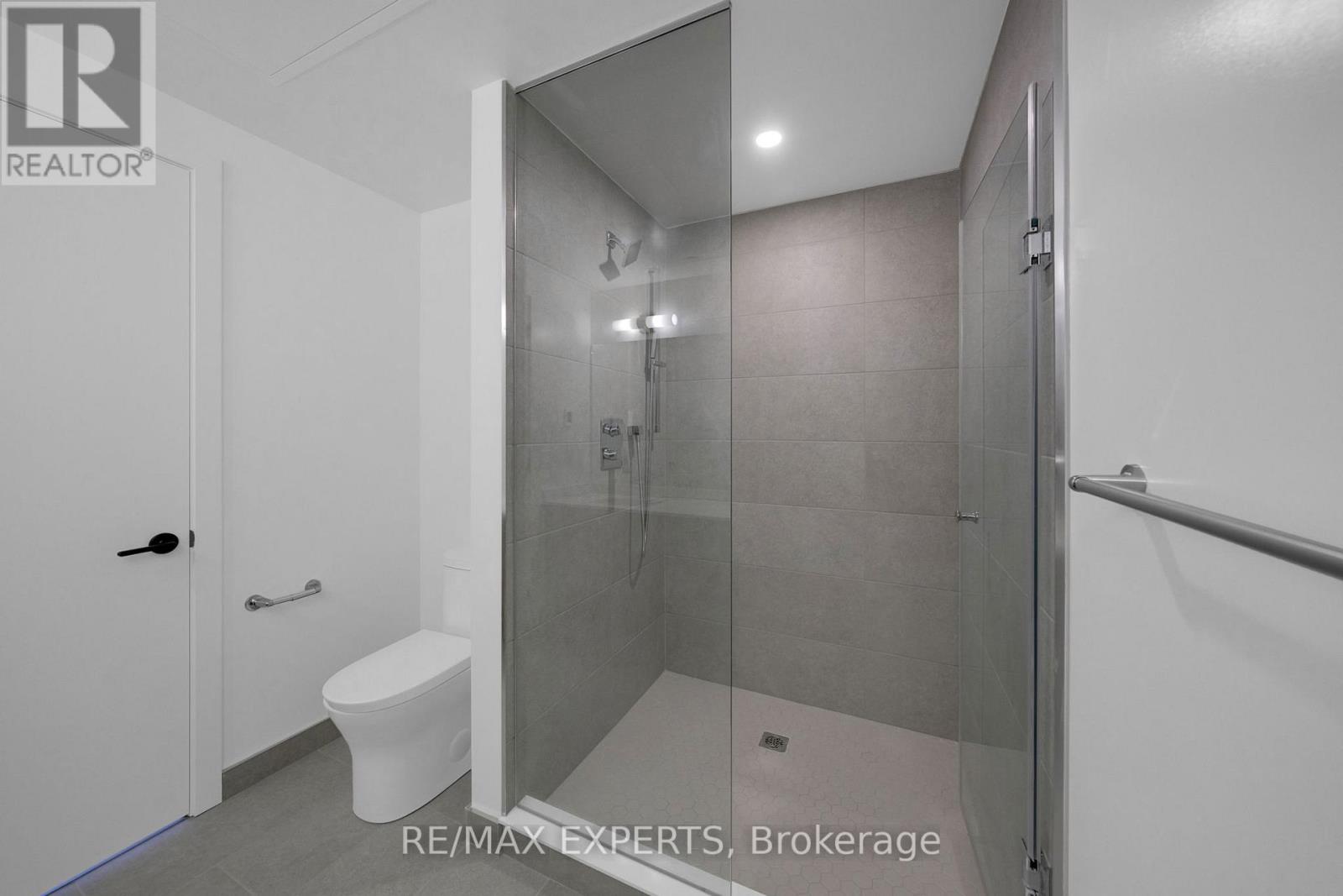 203 - 2075 King Road, King, Ontario  L7B 0R6 - Photo 19 - N12712054