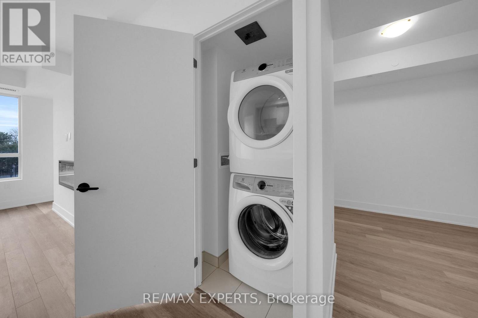 203 - 2075 King Road, King, Ontario  L7B 0R6 - Photo 24 - N12712054