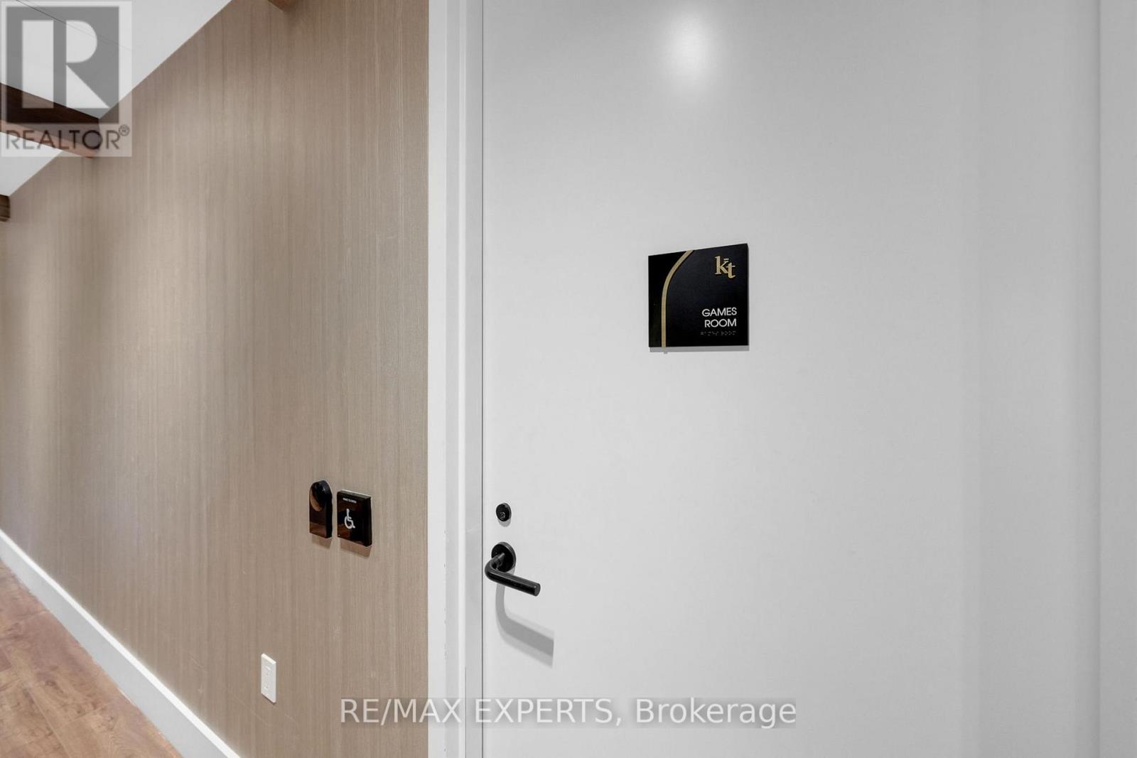 203 - 2075 King Road, King, Ontario  L7B 0R6 - Photo 45 - N12712054