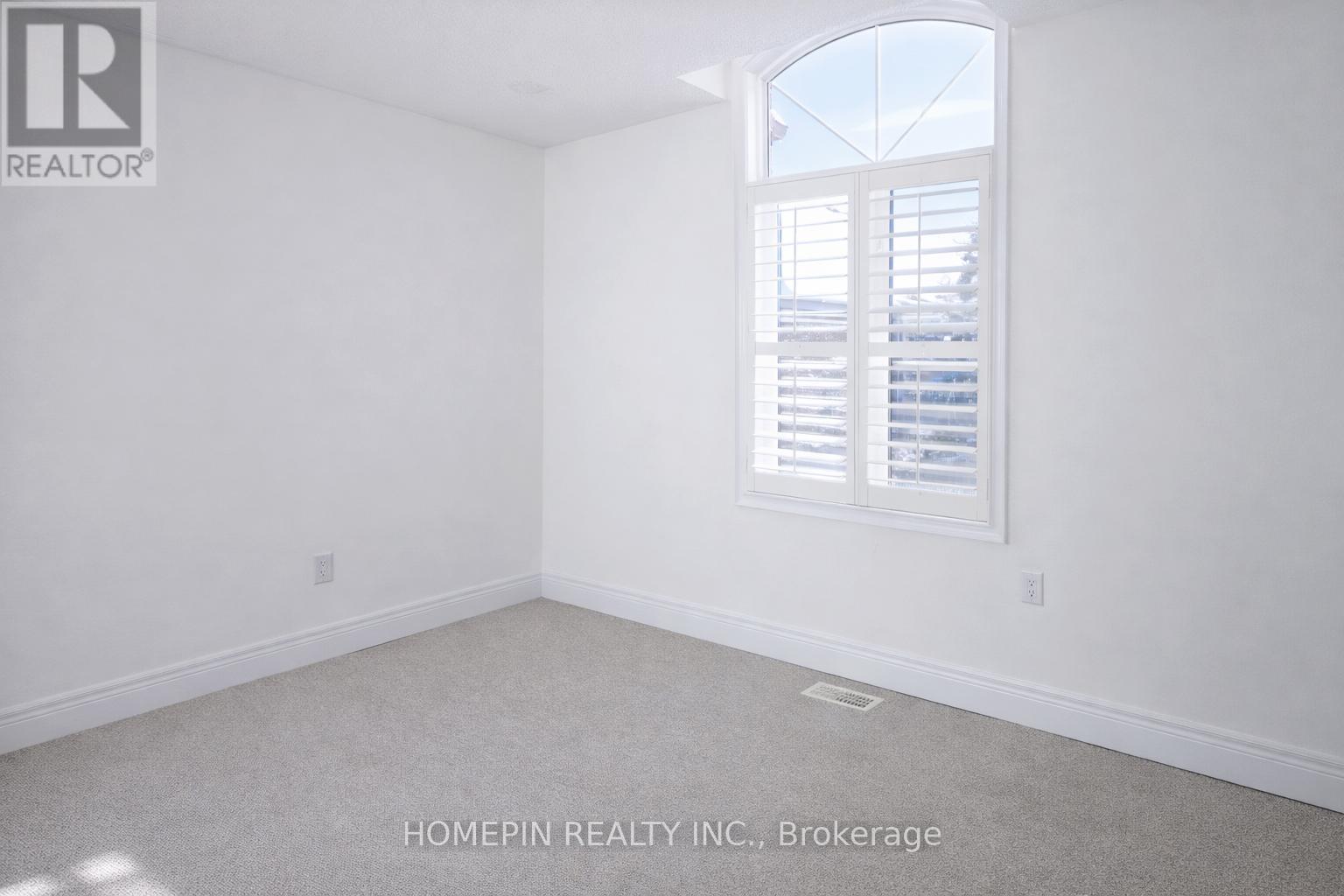 40 Chapman Court, Aurora, Ontario  L4G 0E2 - Photo 24 - N12712058