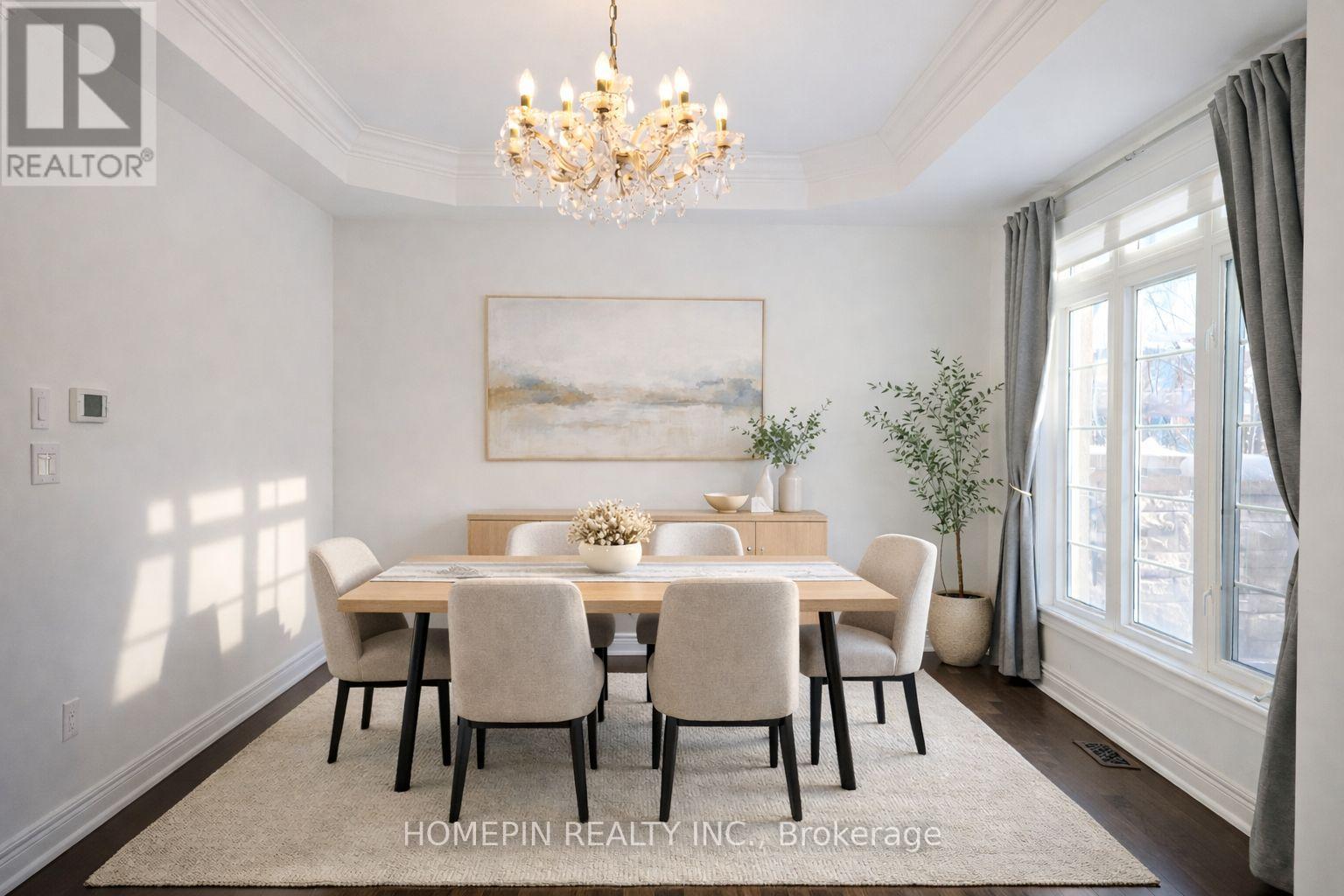 40 Chapman Court, Aurora, Ontario  L4G 0E2 - Photo 6 - N12712058