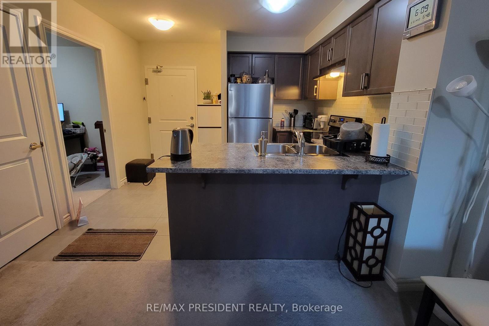 204 - 620 Sauve Street, Milton, Ontario  L9T 9A5 - Photo 3 - W12712020