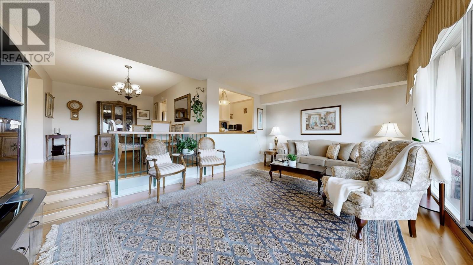 813 - 270 Scarlett Road, Toronto, Ontario  M6N 4X7 - Photo 10 - W12712044