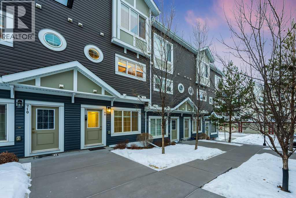 708 Evansridge Common Nw, Calgary, Alberta  T3P 0P3 - Photo 3 - A2274691