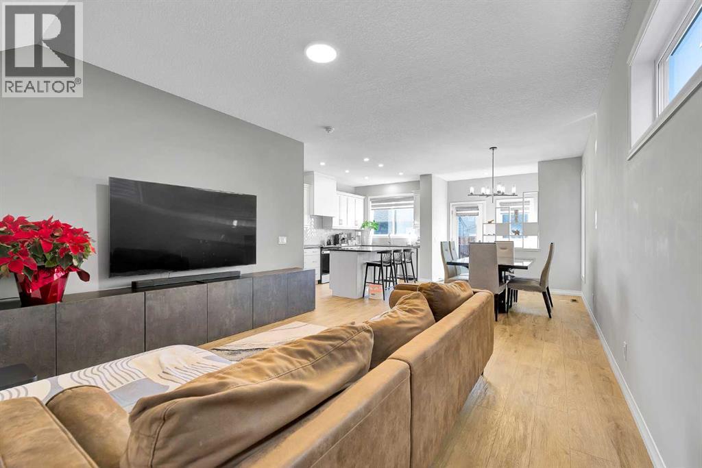 20709 Main Street Se, Calgary, Alberta  T3M 3K3 - Photo 3 - A2280454