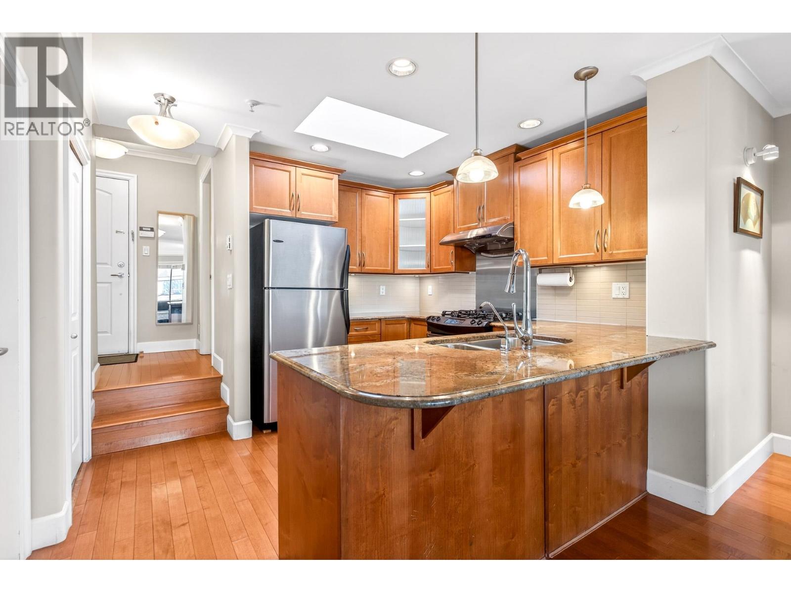 406 2103 W 45th Avenue, Vancouver, British Columbia  V6M 2J2 - Photo 6 - R3080398