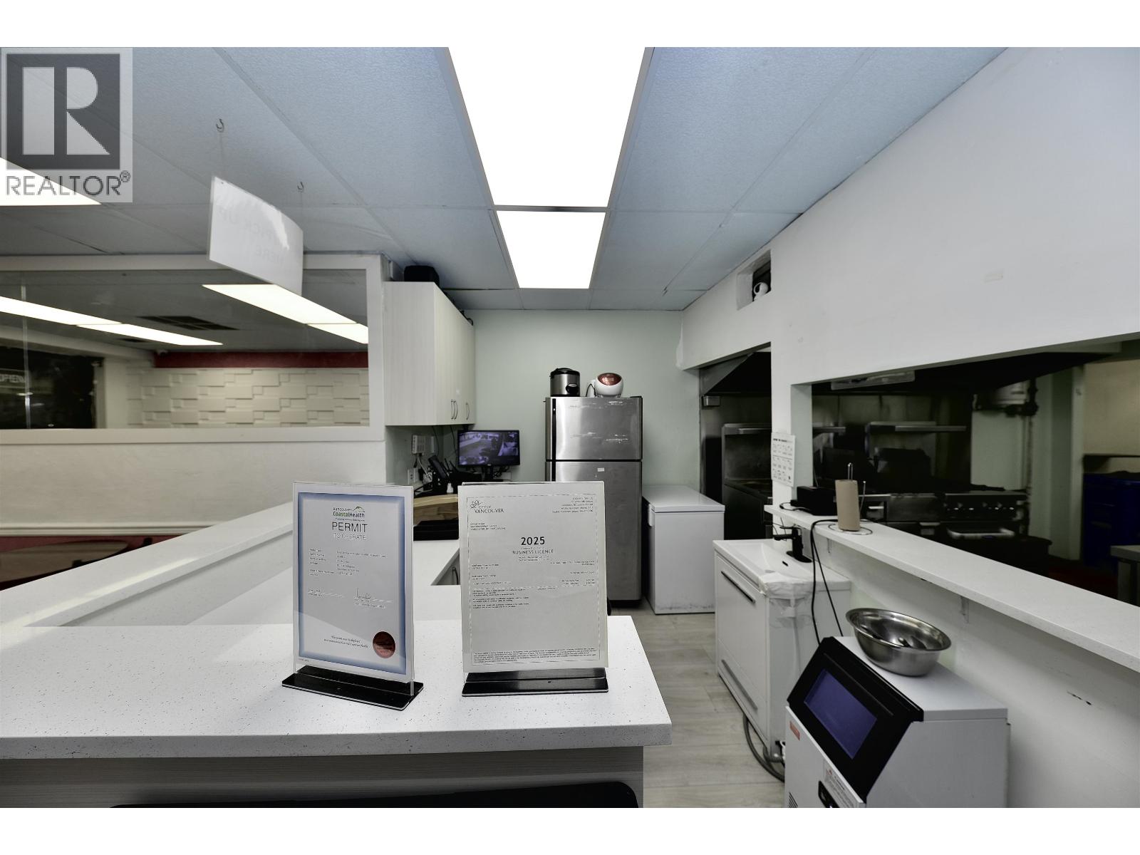 2 3343 Kingsway, Vancouver, British Columbia  V5R 5K6 - Photo 13 - C8075304