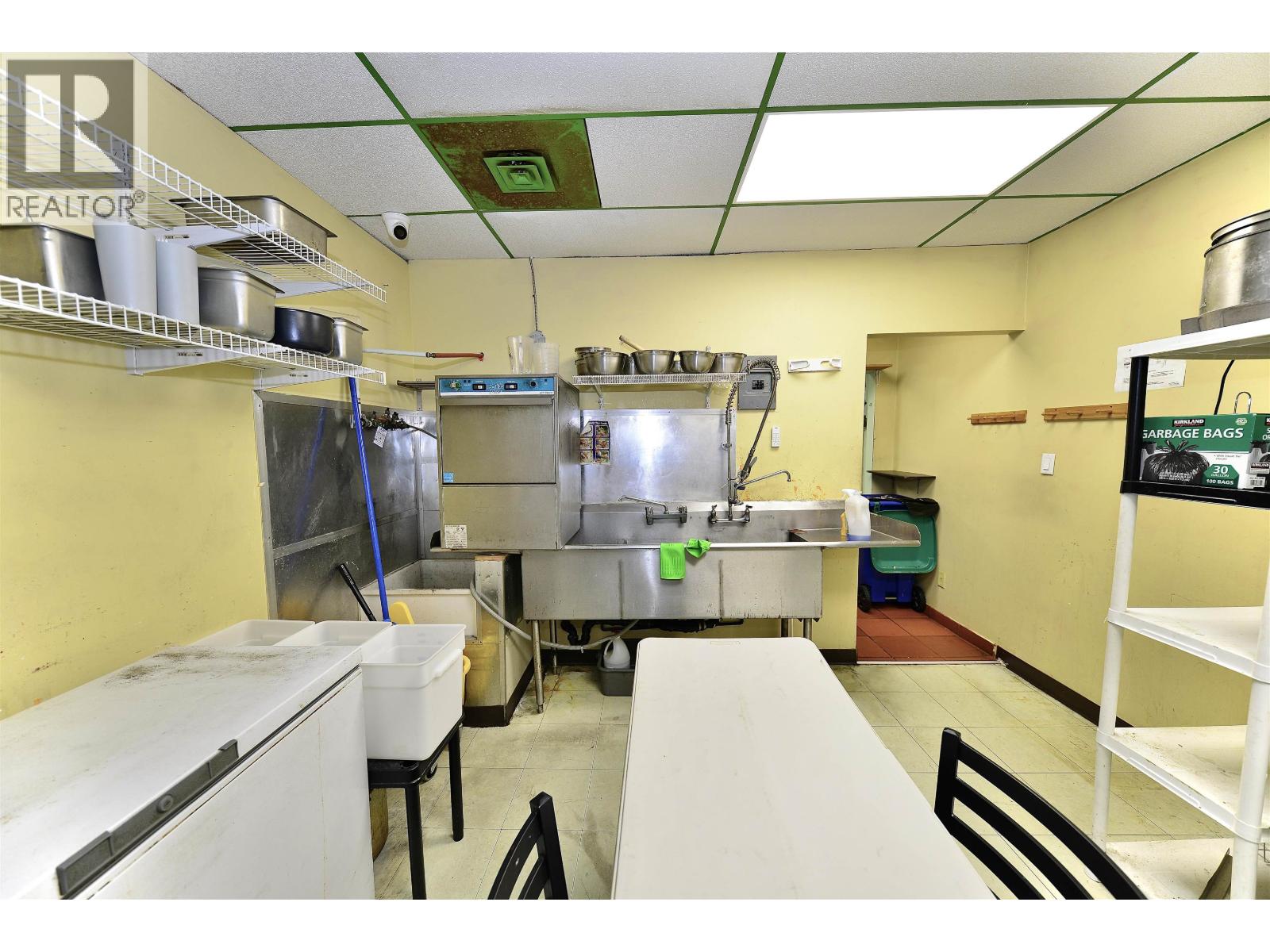 2 3343 Kingsway, Vancouver, British Columbia  V5R 5K6 - Photo 8 - C8075304