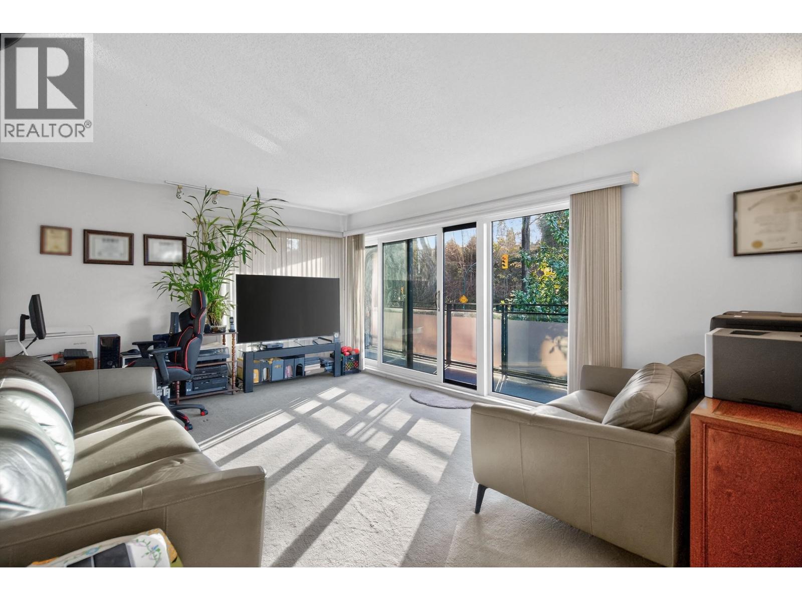 605 1405 W 15th Avenue, Vancouver, British Columbia  V6H 3R2 - Photo 4 - R3077469