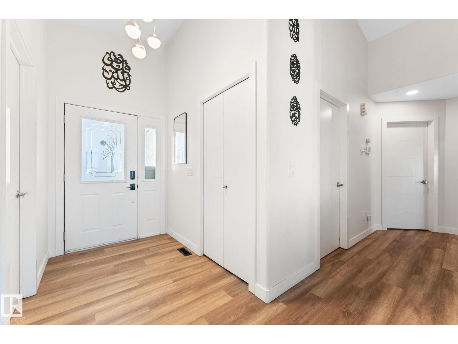 15919 58 St Nw, Edmonton, Alberta  T5Y 2R5 - Photo 7 - E4470533