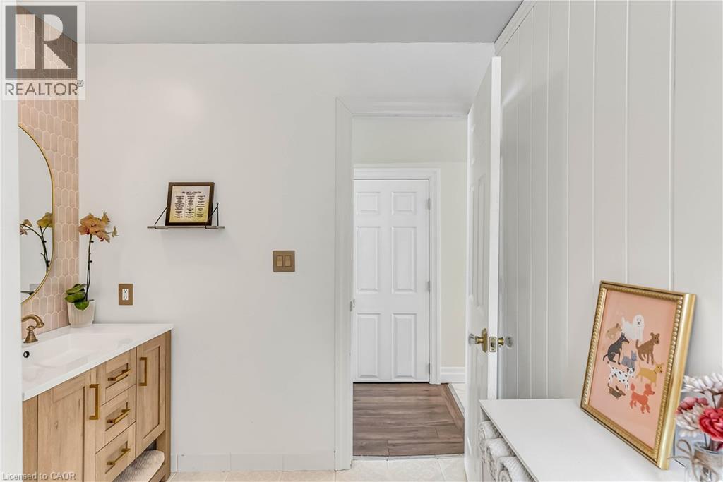 50 Wellington Street, Paris, Ontario  N3L 1T4 - Photo 12 - 40795099