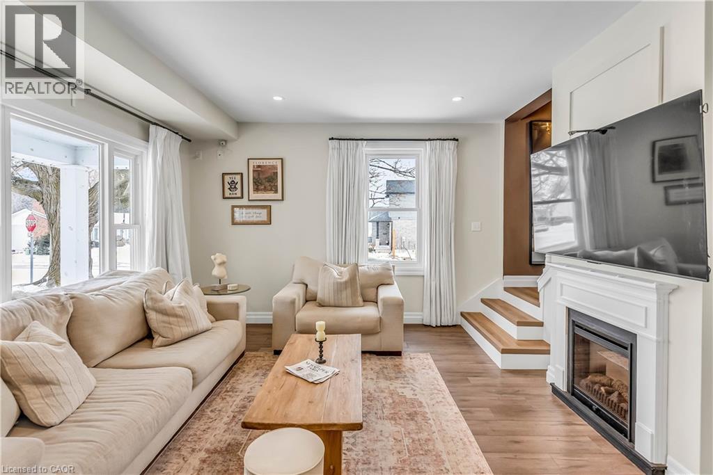 50 Wellington Street, Paris, Ontario  N3L 1T4 - Photo 5 - 40795099