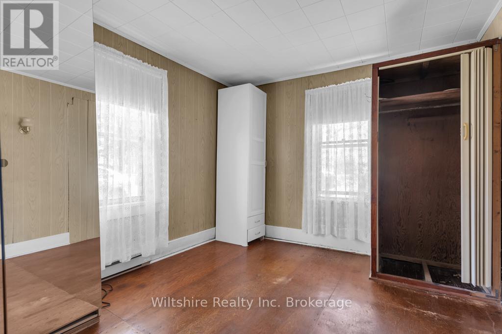 22 Adams Street, Norfolk, Ontario  N0J 1E0 - Photo 7 - X12460664