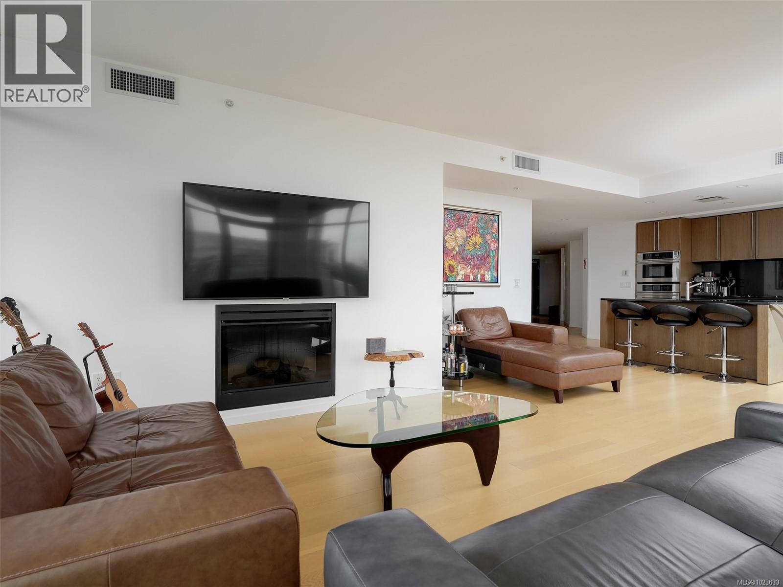 206 100 Saghalie Rd, Victoria, British Columbia  V9A 0A1 - Photo 18 - 1023633