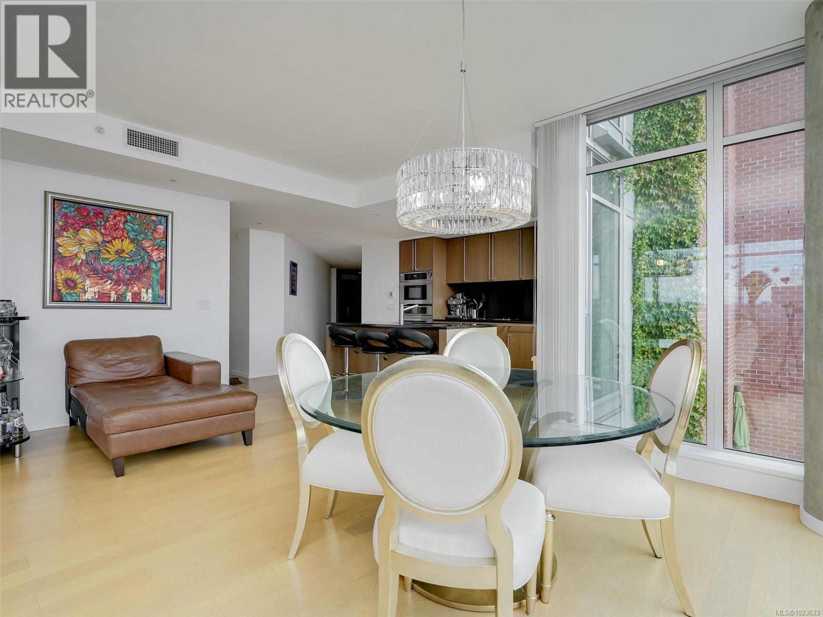 206 100 Saghalie Rd, Victoria, British Columbia  V9A 0A1 - Photo 9 - 1023633