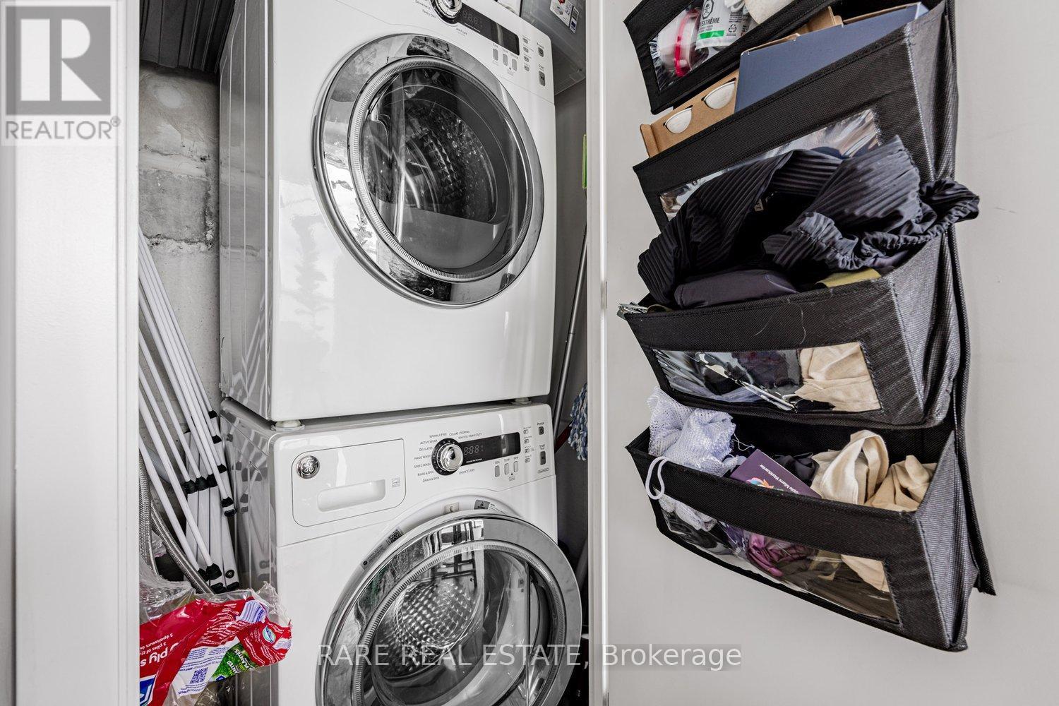 2404 - 11 Charlotte Street, Toronto, Ontario  M5V 0M6 - Photo 9 - C12707732