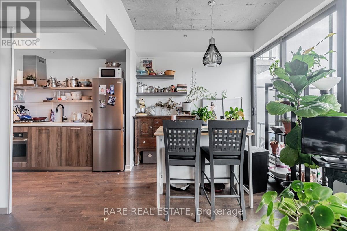 1004 - 560 King Street W, Toronto, Ontario  M5V 1M3 - Photo 18 - C12707768