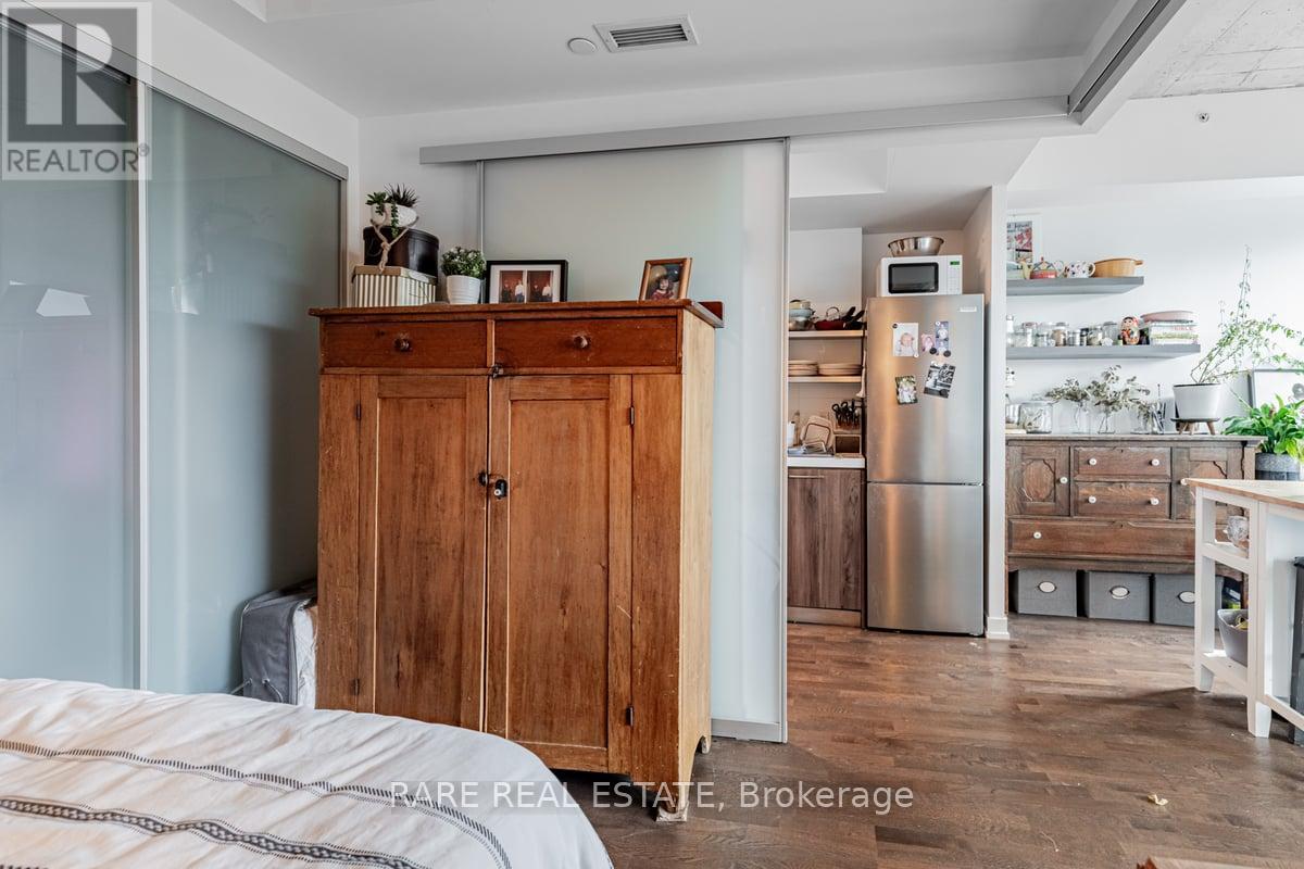 1004 - 560 King Street W, Toronto, Ontario  M5V 1M3 - Photo 26 - C12707768