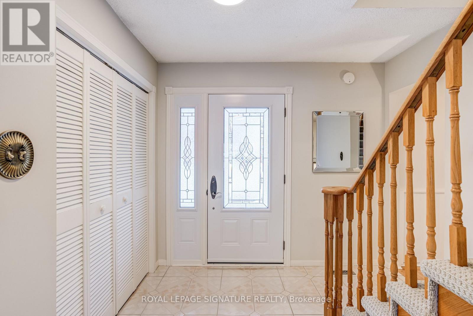 138 Greenwich Square, Toronto, Ontario  M1J 3L3 - Photo 4 - E12711996