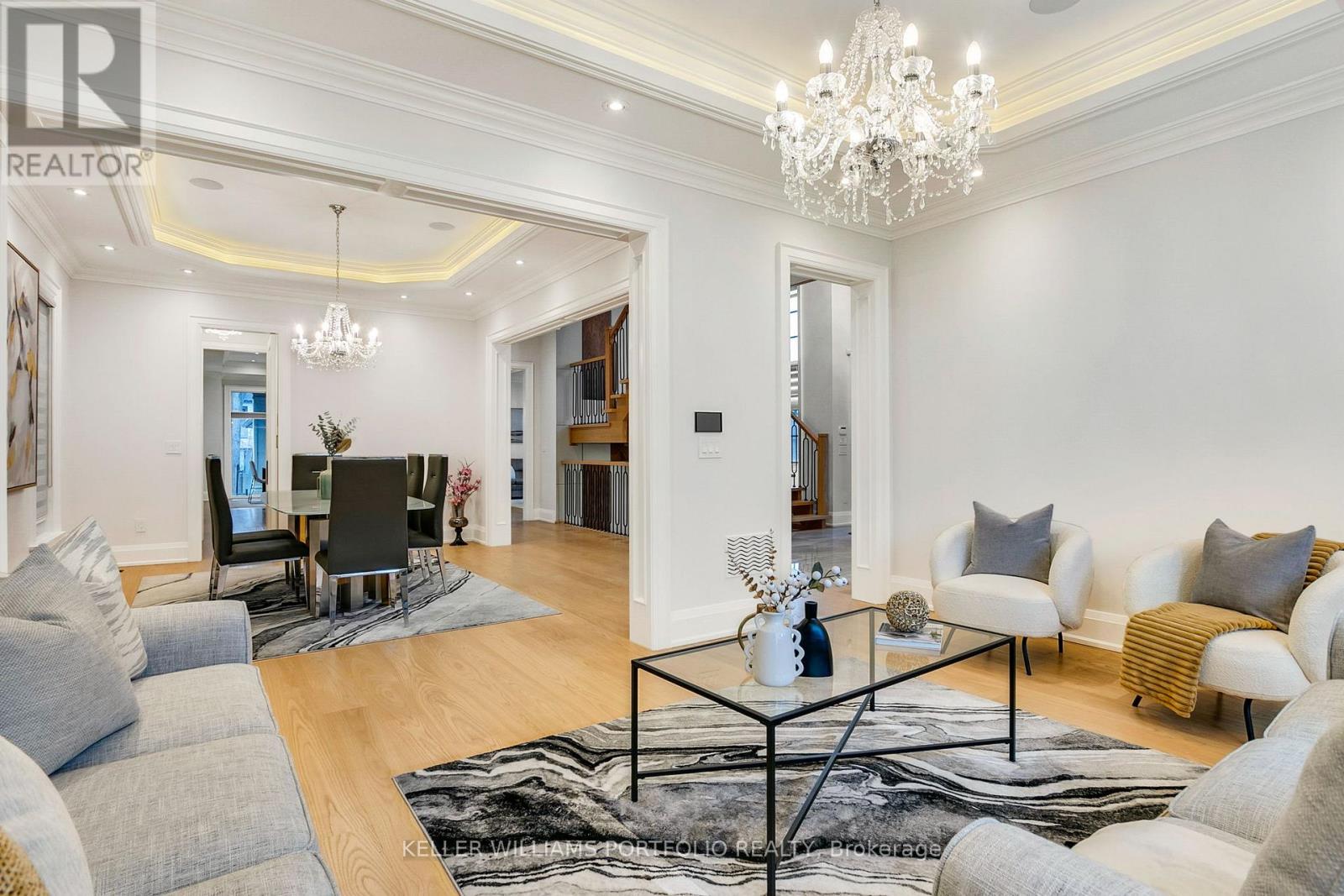 1 Oregon Trail, Toronto, Ontario  M9B 1P4 - Photo 9 - W12711442