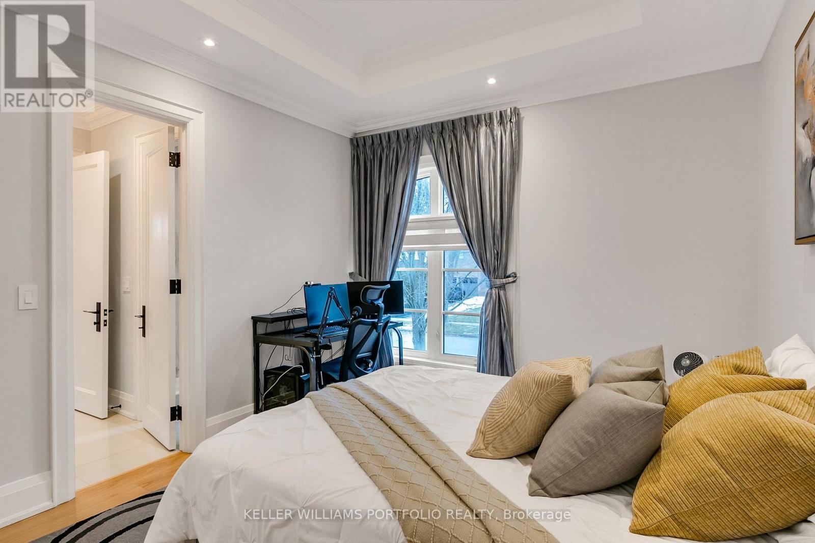 1 Oregon Trail, Toronto, Ontario  M9B 1P4 - Photo 33 - W12711442