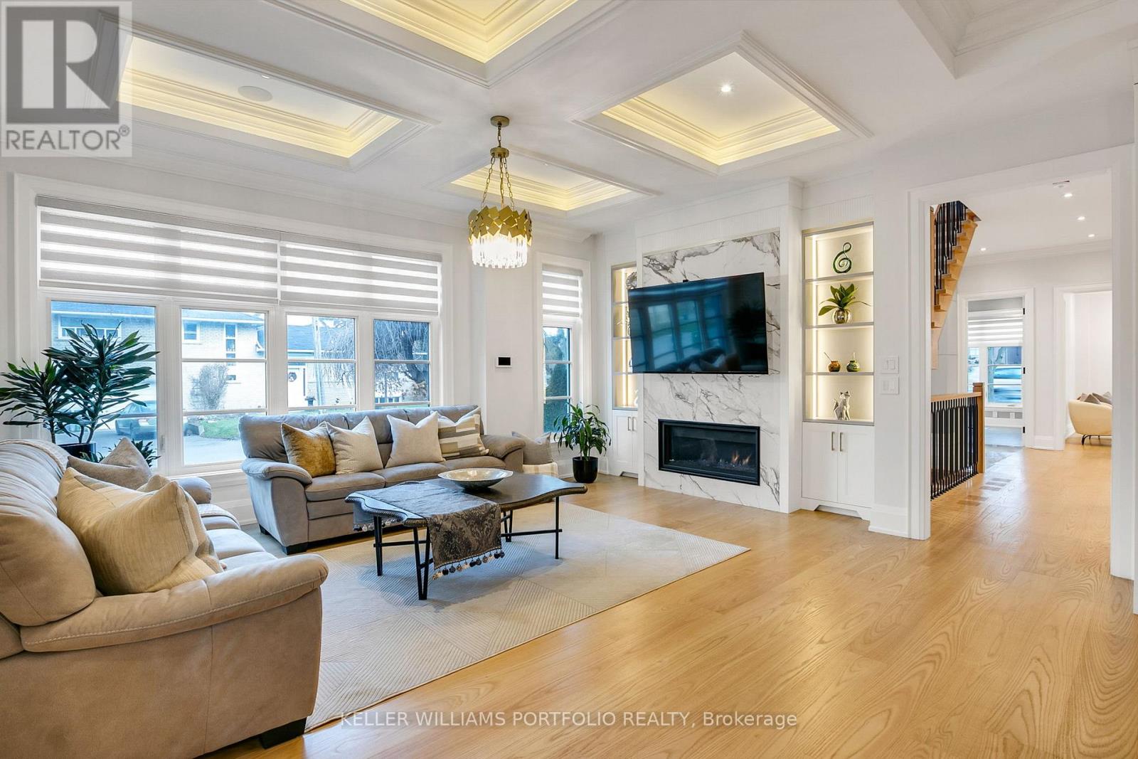 1 Oregon Trail, Toronto, Ontario  M9B 1P4 - Photo 10 - W12711442