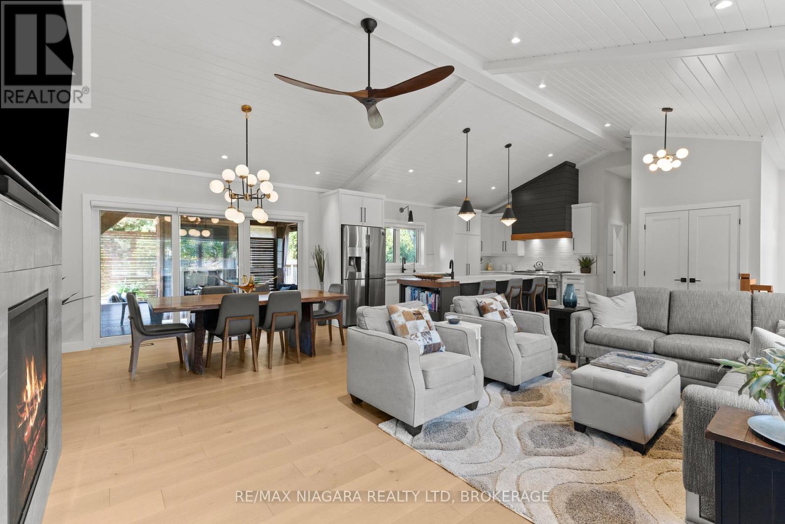 3886 Glenview Drive, Lincoln, Ontario  L0R 1C0 - Photo 10 - X12357670