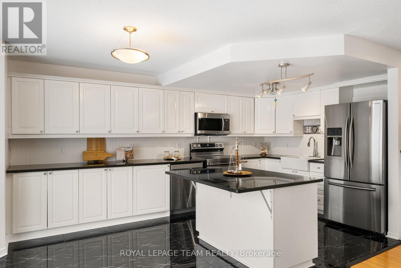 18 Oakham Ridge N, Ottawa, Ontario  K2K 3B3 - Photo 17 - X12712088