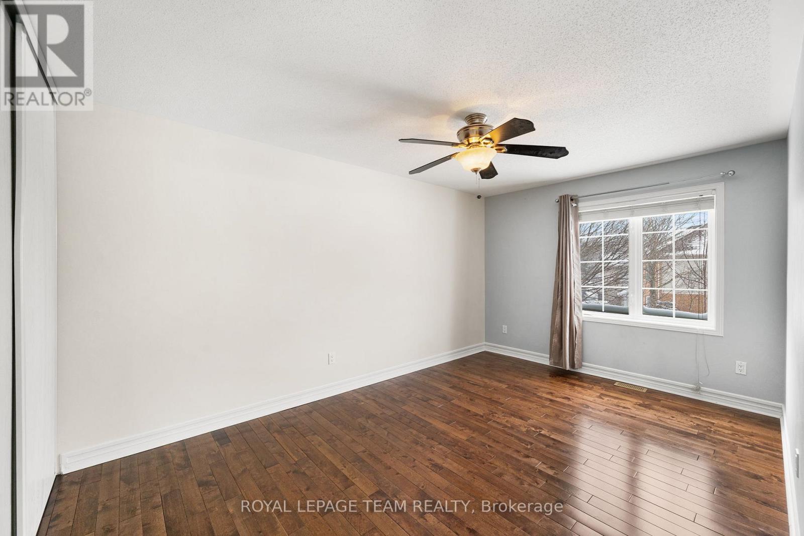 18 Oakham Ridge N, Ottawa, Ontario  K2K 3B3 - Photo 23 - X12712088