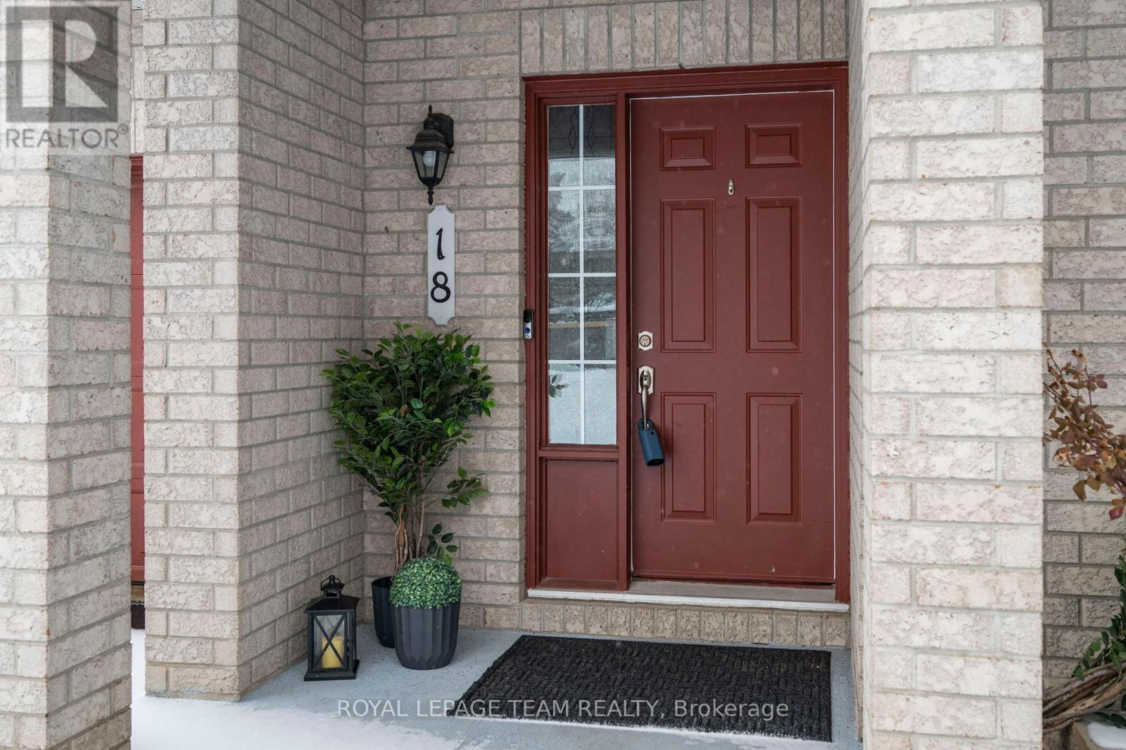 18 Oakham Ridge N, Ottawa, Ontario  K2K 3B3 - Photo 3 - X12712088