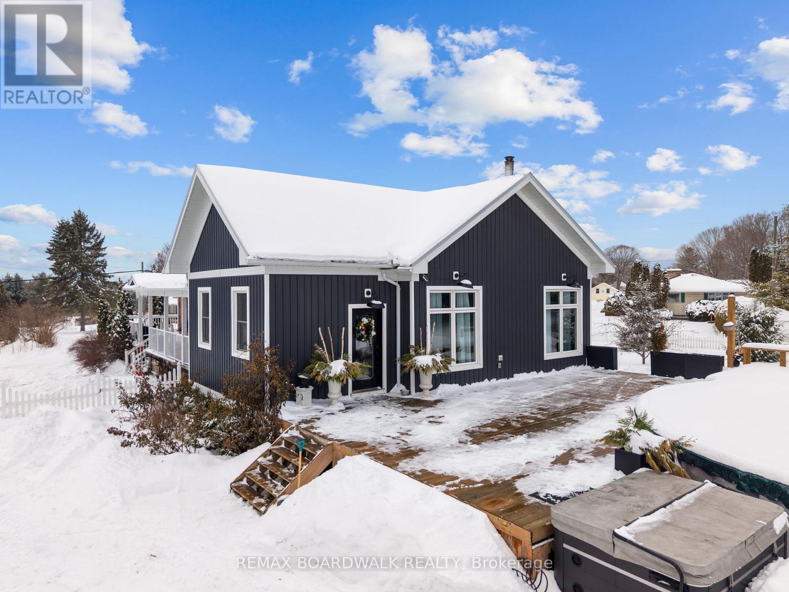 35 County Road #1 Road, Elizabethtown-Kitley, Ontario  K0E 1Y0 - Photo 3 - X12712132