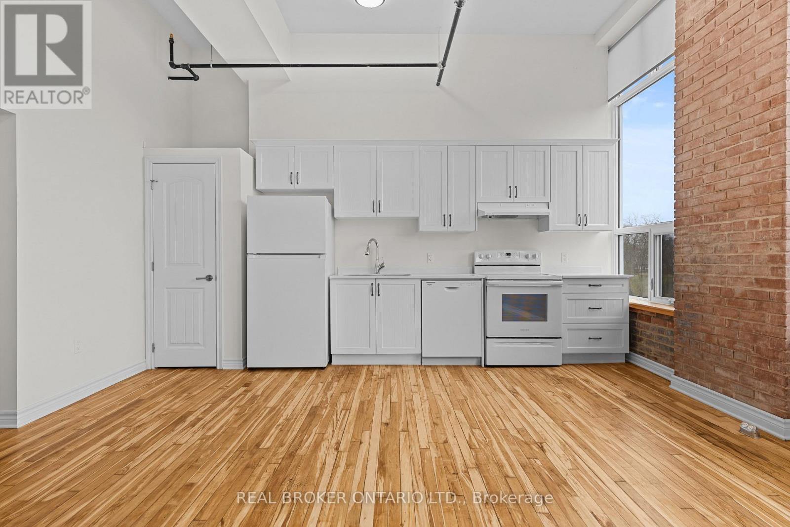 114 - 150 Mill Street, Carleton Place, Ontario  K7C 1T4 - Photo 10 - X12712142