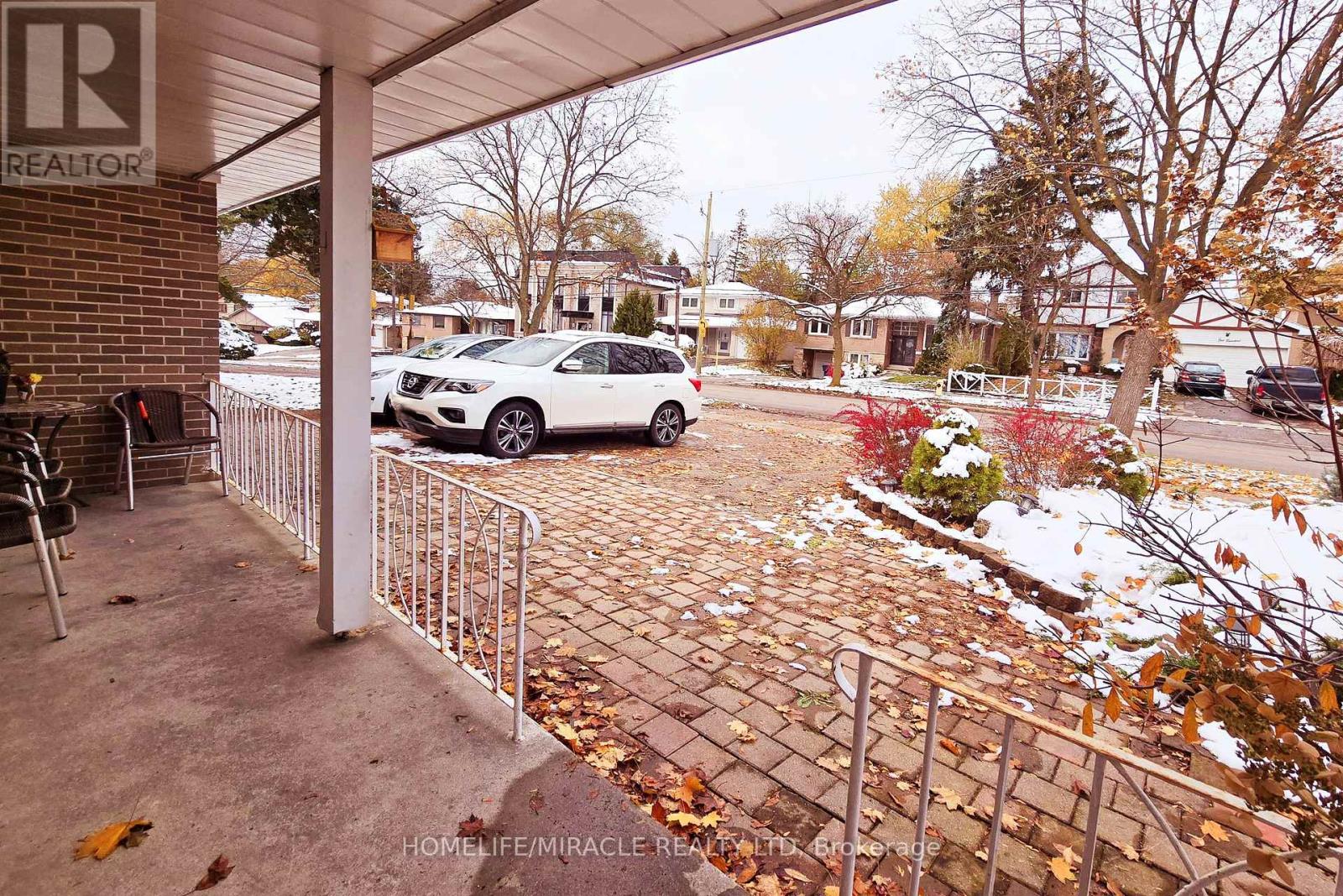 97 NYMARK AVENUE, Toronto, Ontario