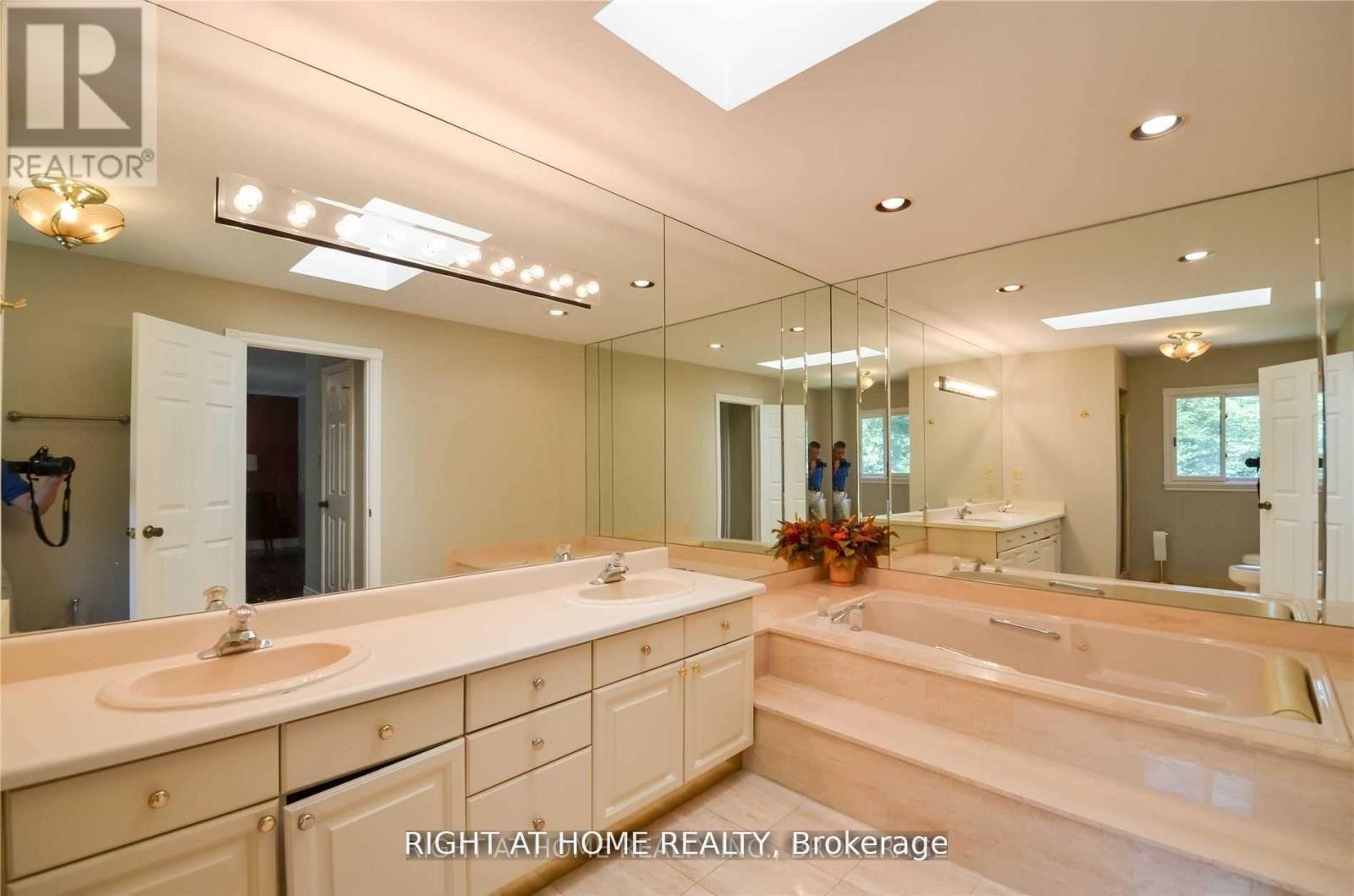 69 Clarinda Drive, Toronto, Ontario  M2K 2V2 - Photo 12 - C12712064