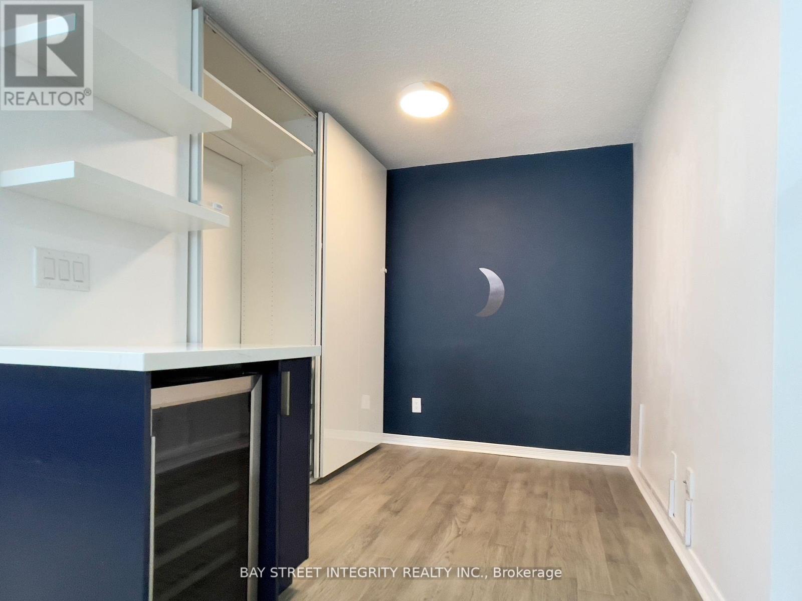 1011 - 5500 Yonge Street, Toronto, Ontario  M2N 7L1 - Photo 14 - C12712082