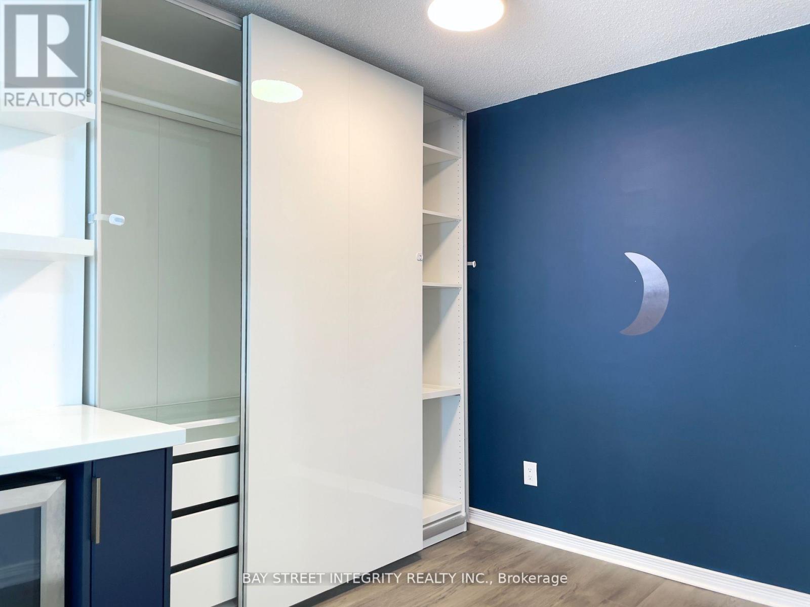 1011 - 5500 Yonge Street, Toronto, Ontario  M2N 7L1 - Photo 15 - C12712082