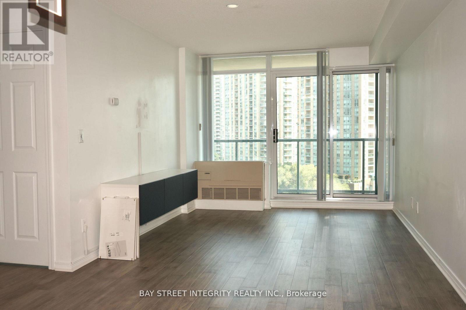 1011 - 5500 Yonge Street, Toronto, Ontario  M2N 7L1 - Photo 5 - C12712082