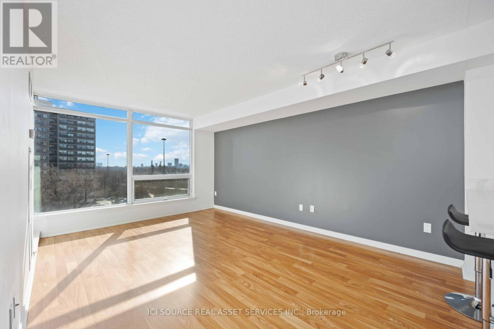 611 - 18 Valley Woods Road, Toronto, Ontario  M3A 0A1 - Photo 8 - C12712122