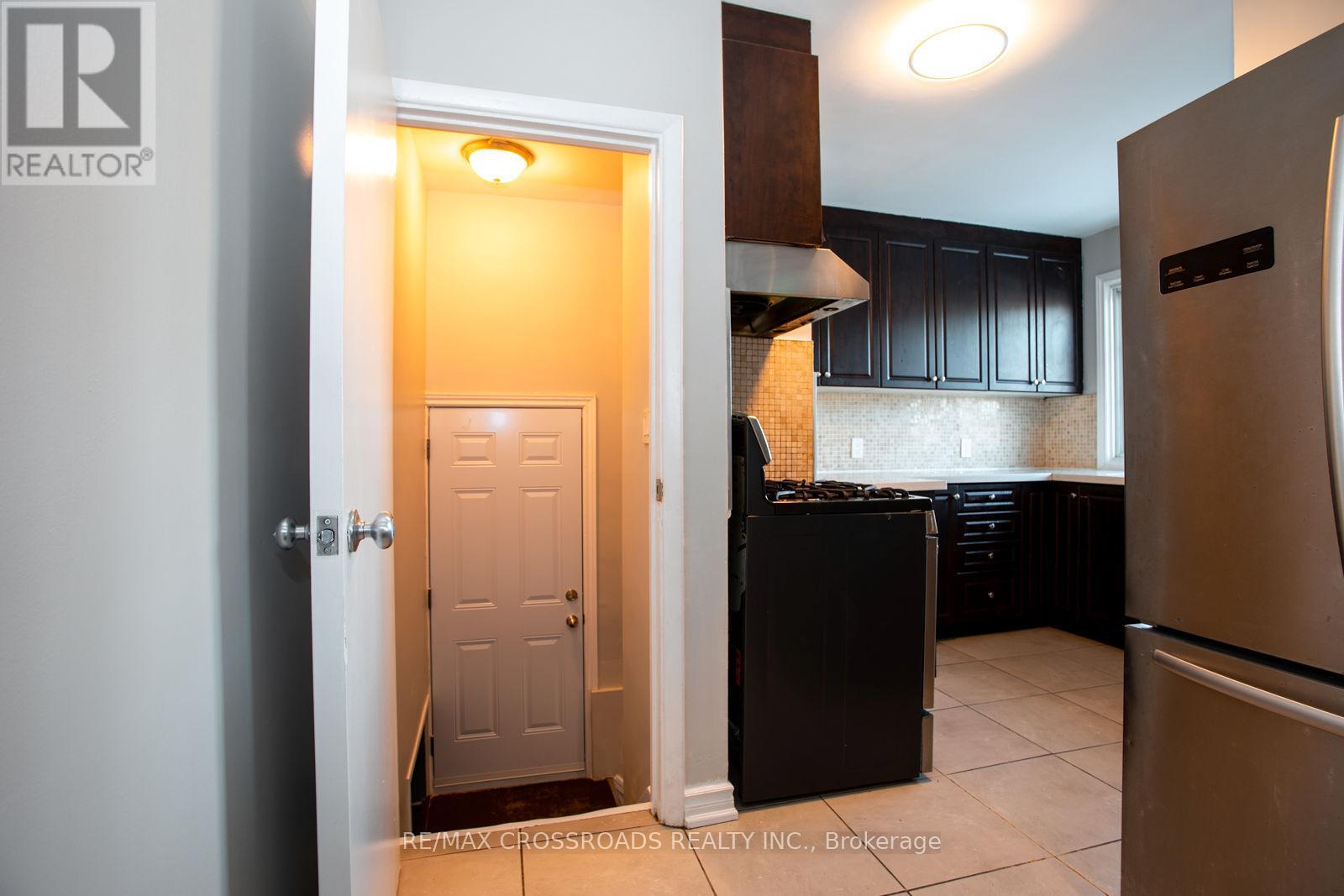 17 Strode Drive, Toronto, Ontario  M1J 1L8 - Photo 31 - E12712094